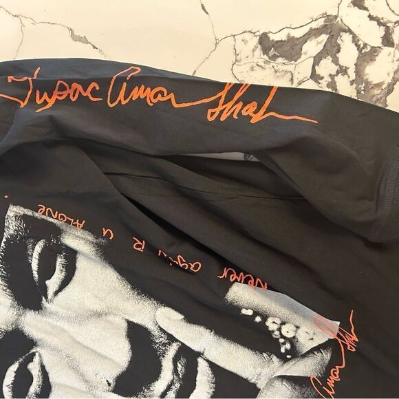 NWT Mens Tupac Shakur black long sleeve - Picture 3 of 4